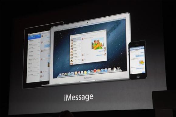 《國際電子商情》蘋果發(fā)布會與傳說中的iPad Mini。iMessage可以實現不同蘋果設備之間的信息發(fā)送，去年總共已經發(fā)送了3000億條信息。