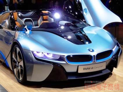 2012年度巴黎車展:BMW i8概念車能以全電動方式運(yùn)轉(zhuǎn)