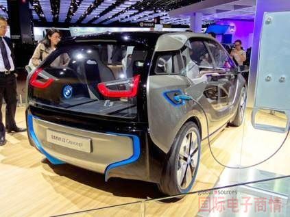 2012年度巴黎車展:BMW 另一款電動概念車 i3主要是為都會區(qū)代步為主要設(shè)計(jì)理念